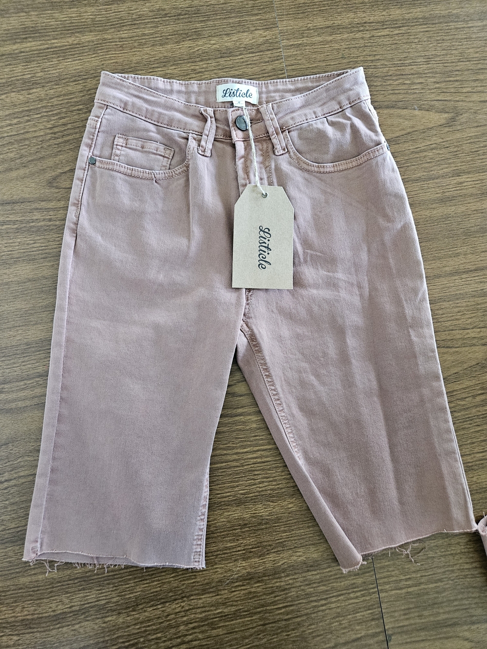 Listicle Blush Shorts